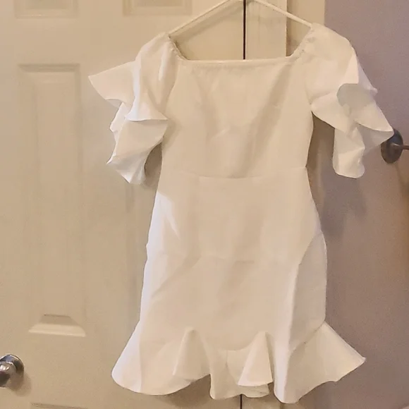 saints secrets Dresses Saints Secrets White Dress Size Xs